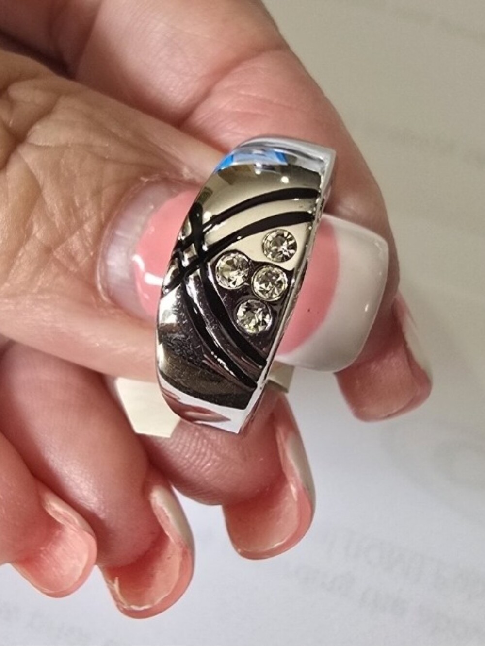 Silver rhodium plated  Cocktail Ring Band Black Sizes 5 9 Modern *